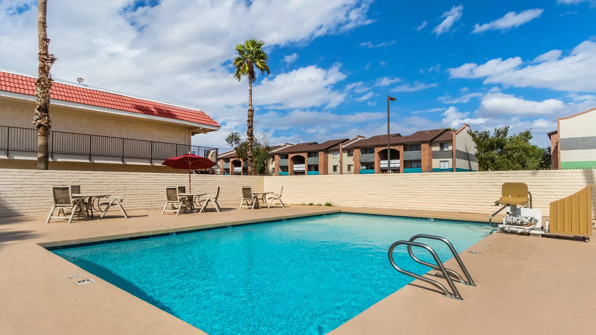 Red Roof Inn Phoenix- Midtown