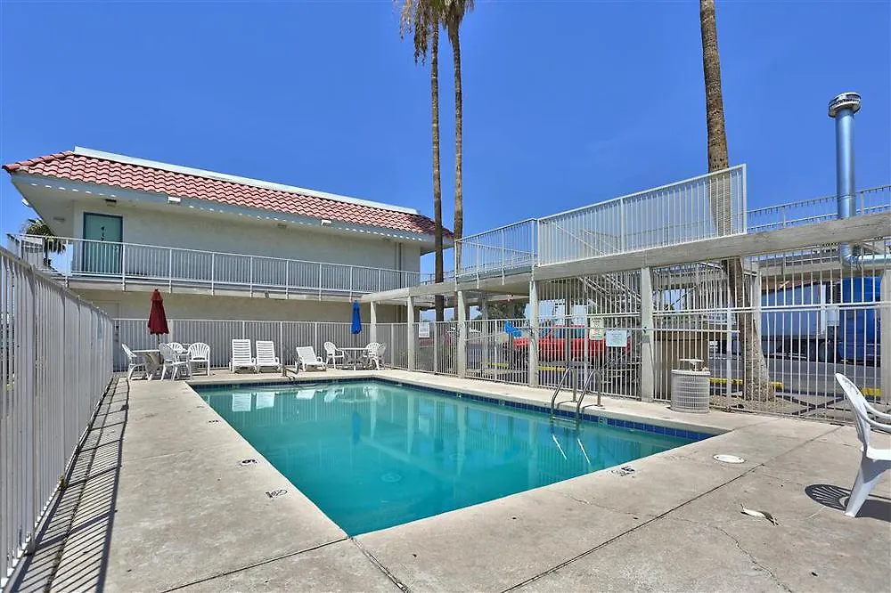 Red Roof Inn Phoenix- Midtown  Phoenix
